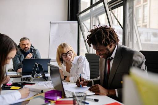 Leadership Skills for Fashion Business Managers.jp